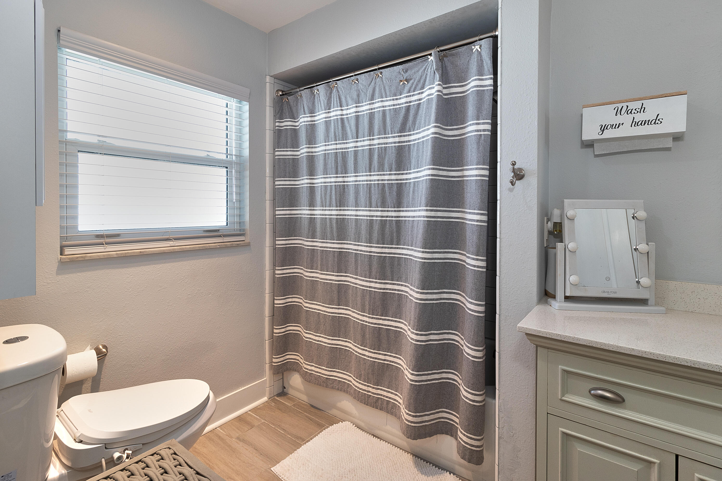 FAIRWAY ESTATES 6TH ADD - Residential
