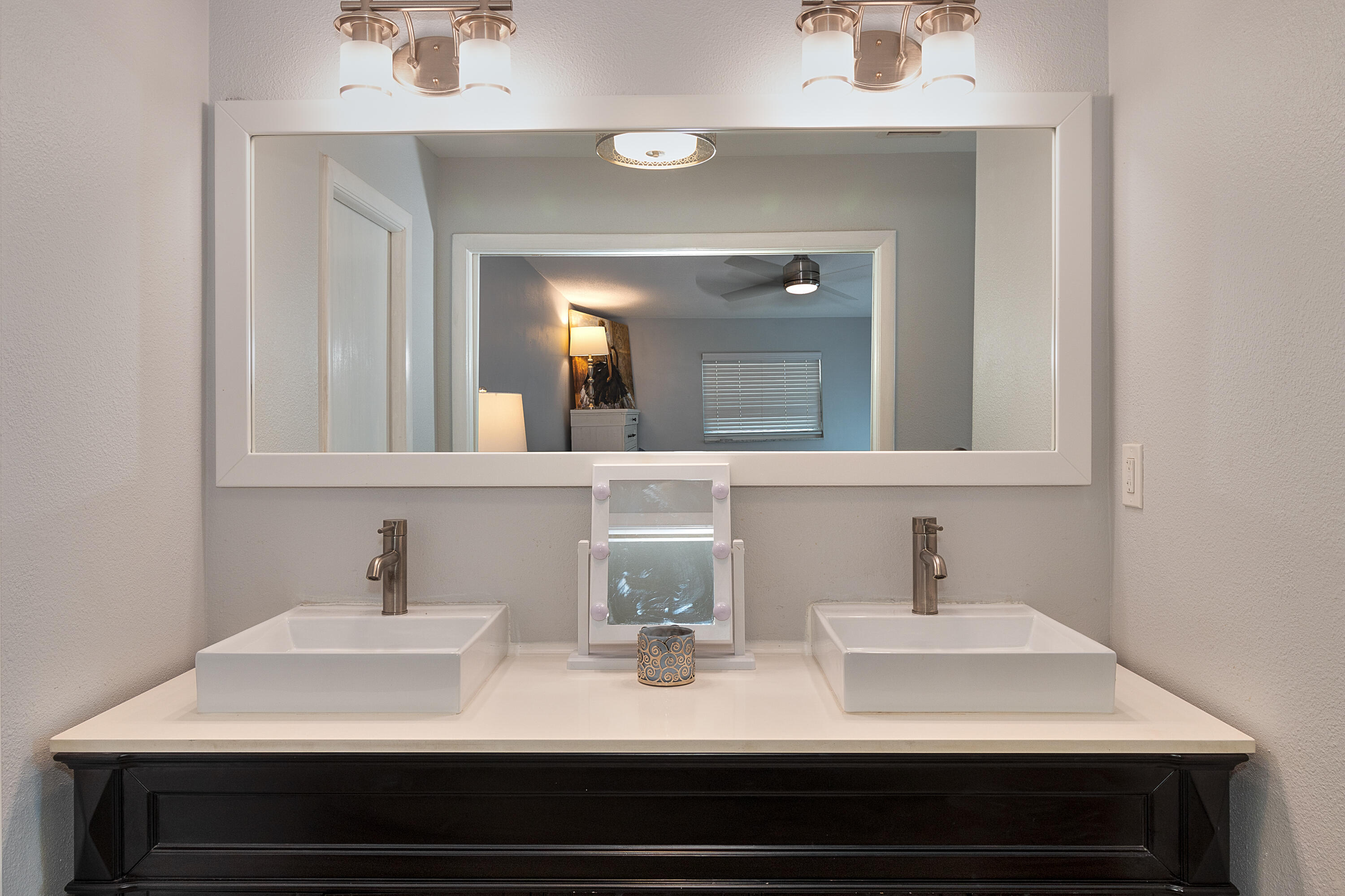 FAIRWAY ESTATES 6TH ADD - Residential