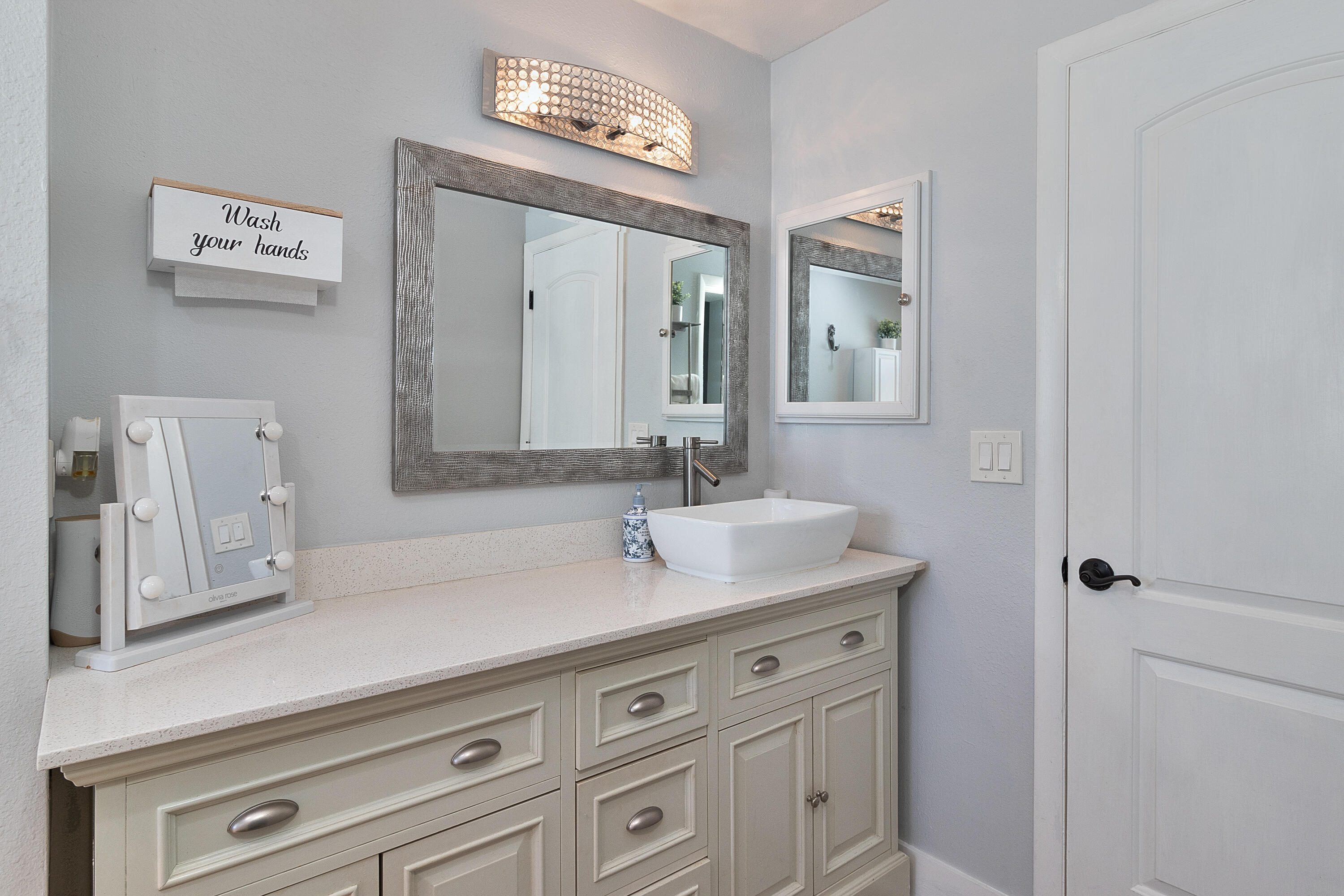 FAIRWAY ESTATES 6TH ADD - Residential