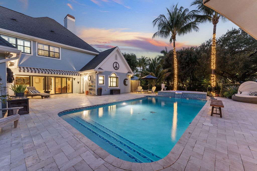 Photo of 12645 Oak Arbor Drive, Boynton Beach, FL 33436 (MLS # R11058225)
