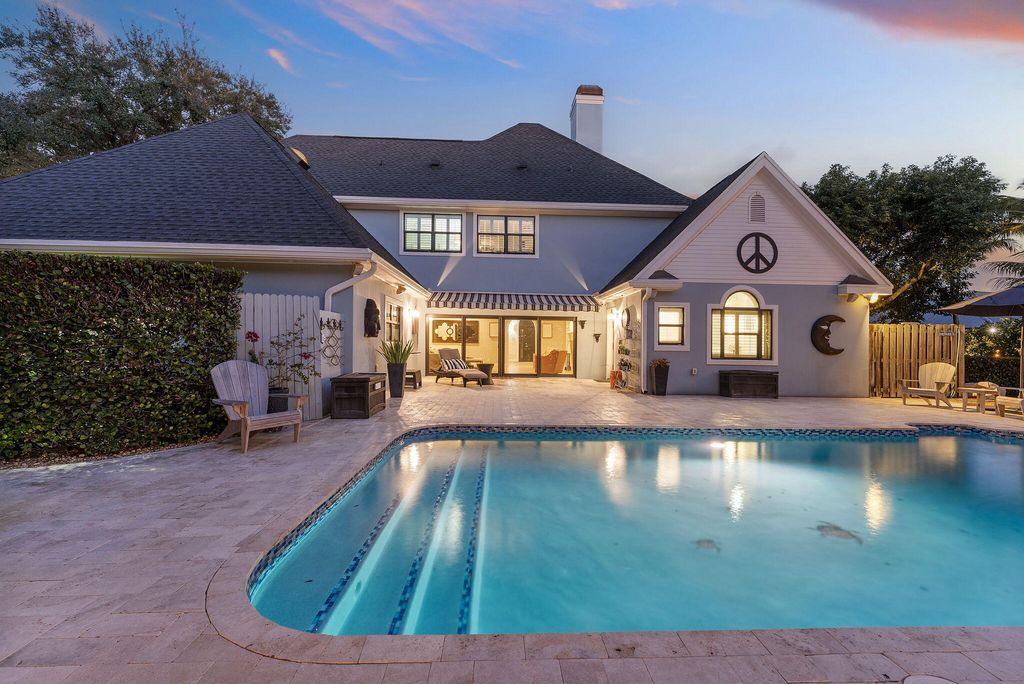 Photo of 12645 Oak Arbor Drive, Boynton Beach, FL 33436 (MLS # R11058225)