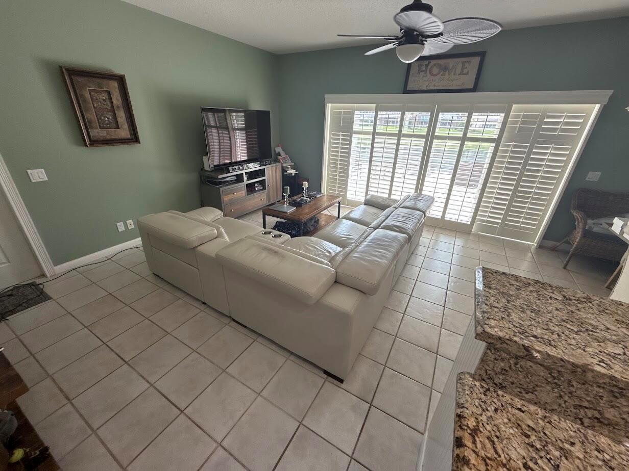 2069 Tarpon Lake Way