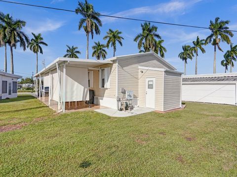 A home in Davie