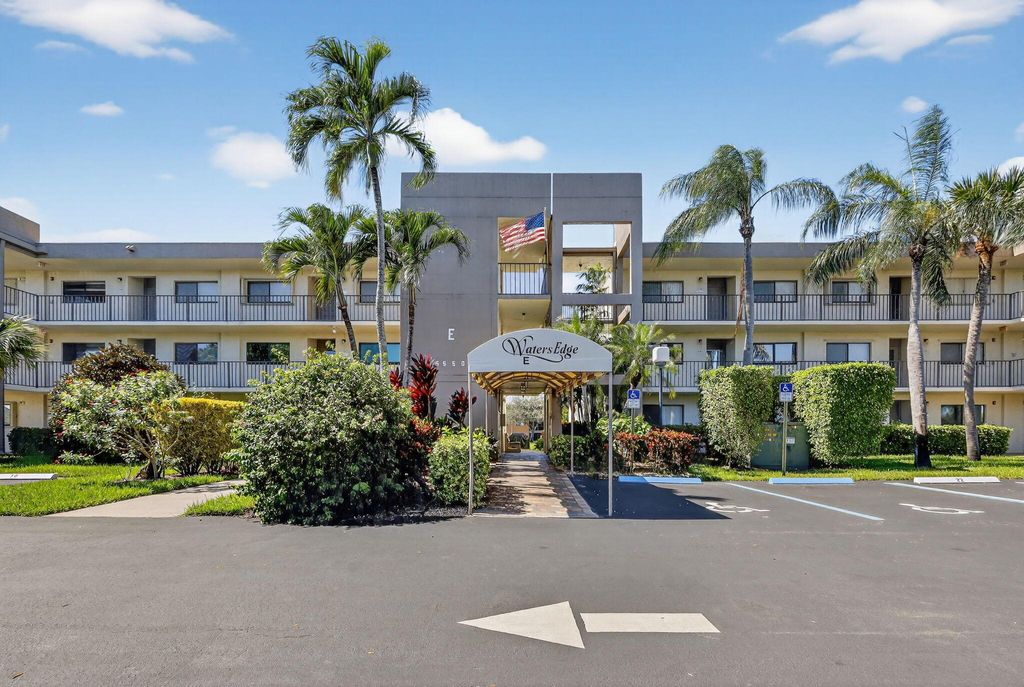 Photo of 5550 Witney Drive #101, Delray Beach, FL 33484 (MLS # R11132277)
