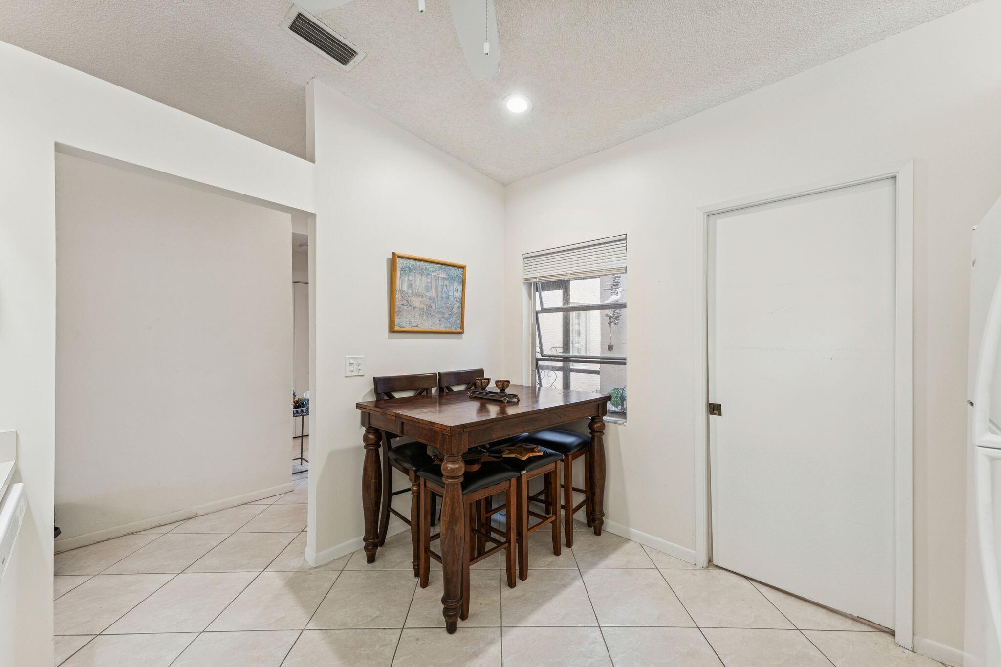 WHISPER WALK SEC C CONDO - Residential