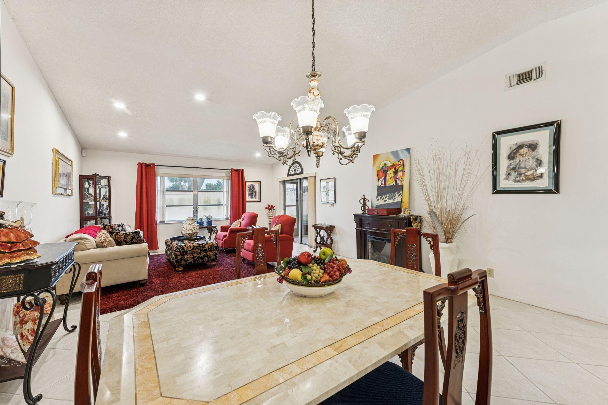 WHISPER WALK SEC C CONDO - Residential