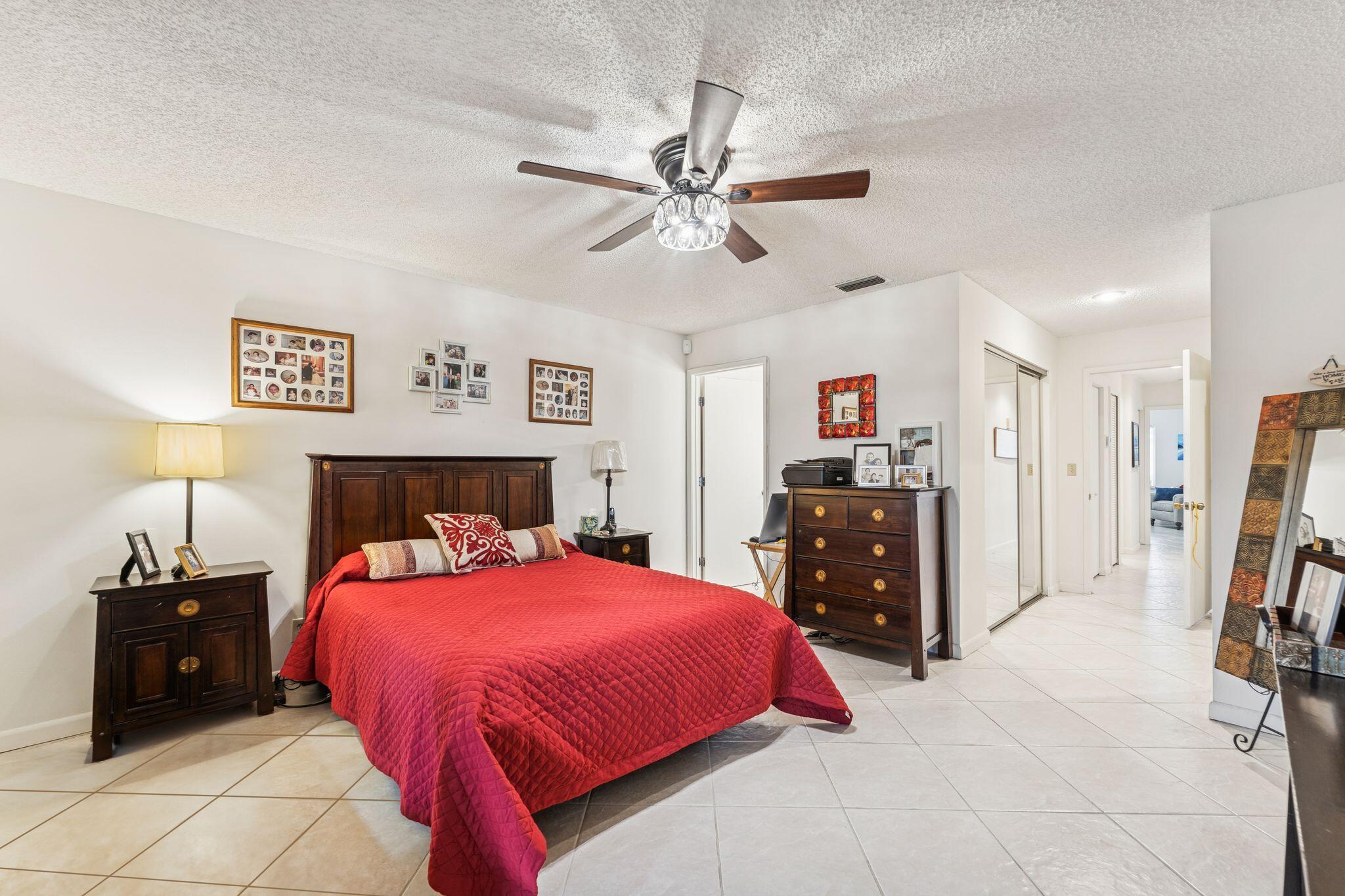 WHISPER WALK SEC C CONDO - Residential