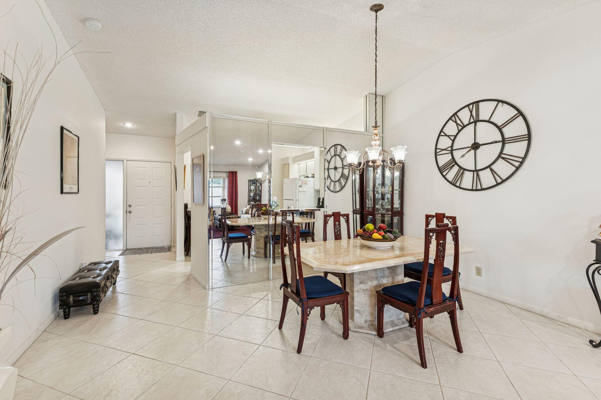 WHISPER WALK SEC C CONDO - Residential