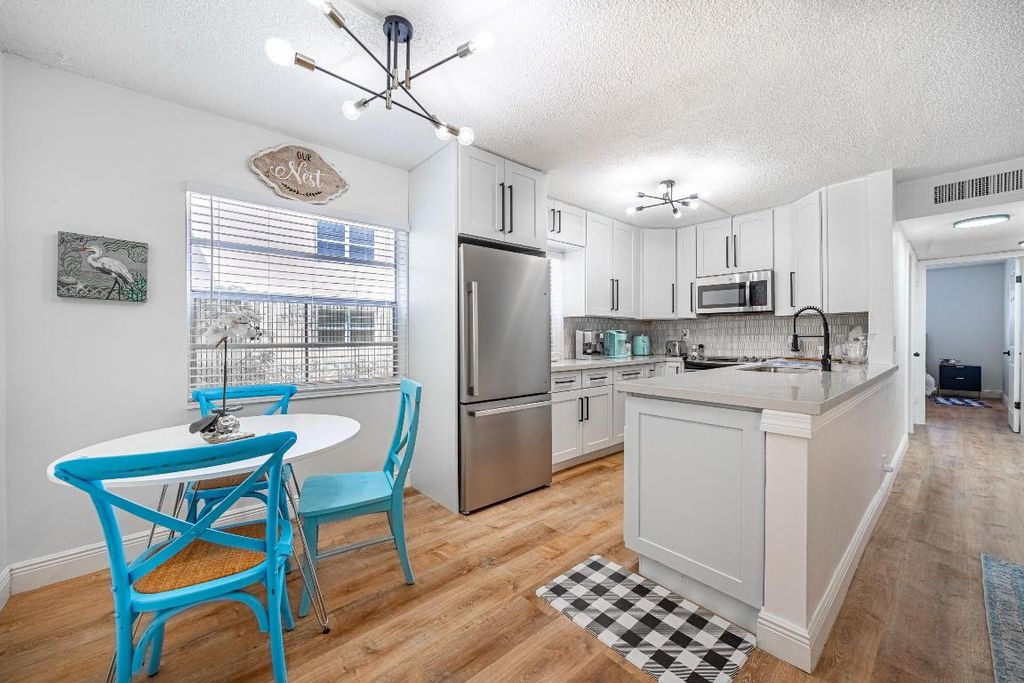 Photo of 52 Burgundy #B, Delray Beach, FL 33484 (MLS # R11128307)