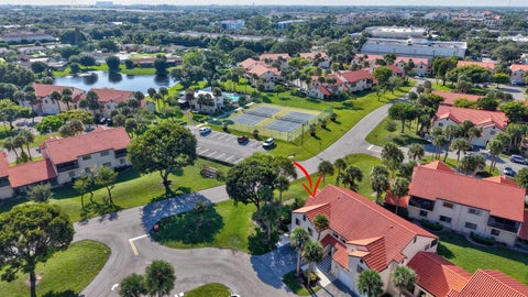 Tiny photo for 10 VIA DE CASAS SUR #101, Boynton Beach, FL 33426 (MLS # B26090474)