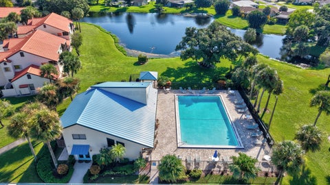 Tiny photo for 10 VIA DE CASAS SUR #101, Boynton Beach, FL 33426 (MLS # B26090474)