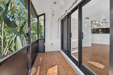 Tiny photo for 10 VIA DE CASAS SUR #101, Boynton Beach, FL 33426 (MLS # B26090474)