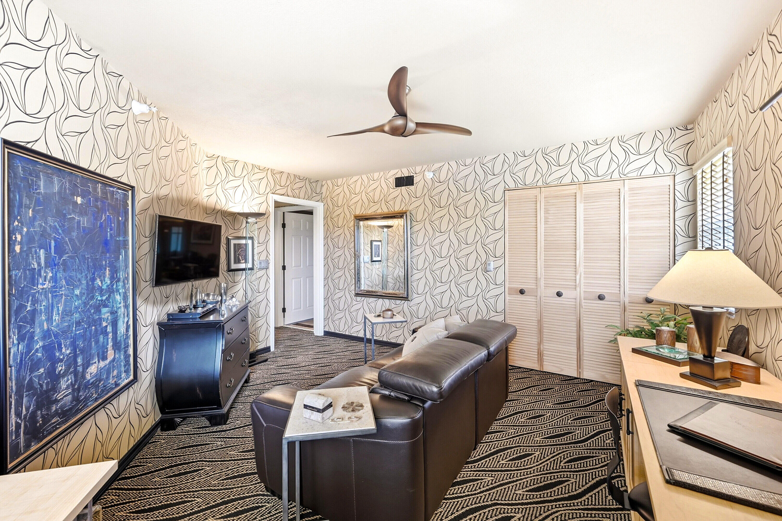 SOUTHAMPTON CONDOMINIUM I - Residential