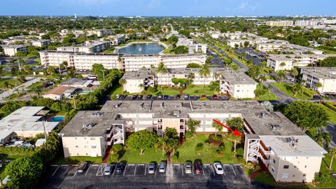 A home in Lake Worth