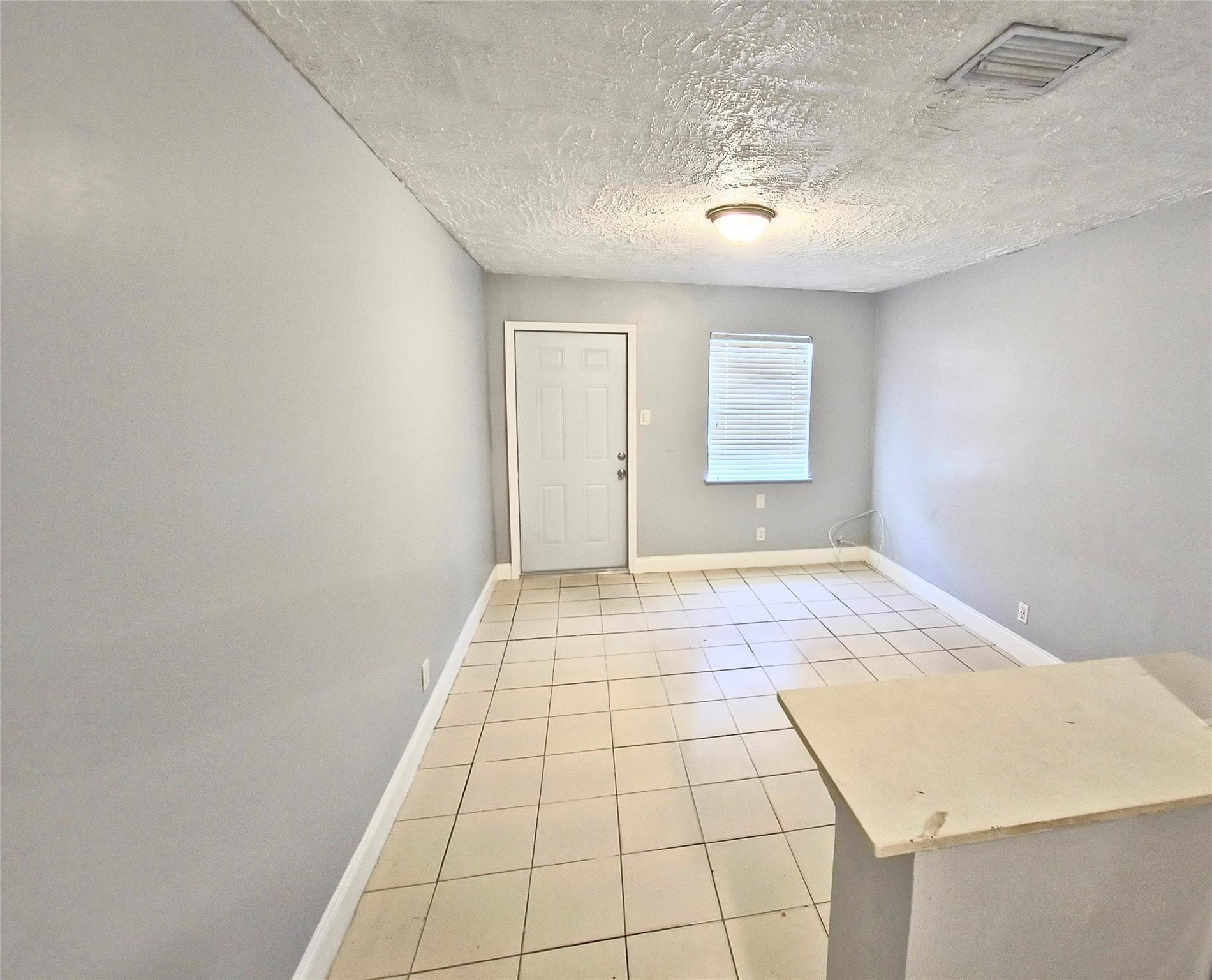 746 SW 4th St 2