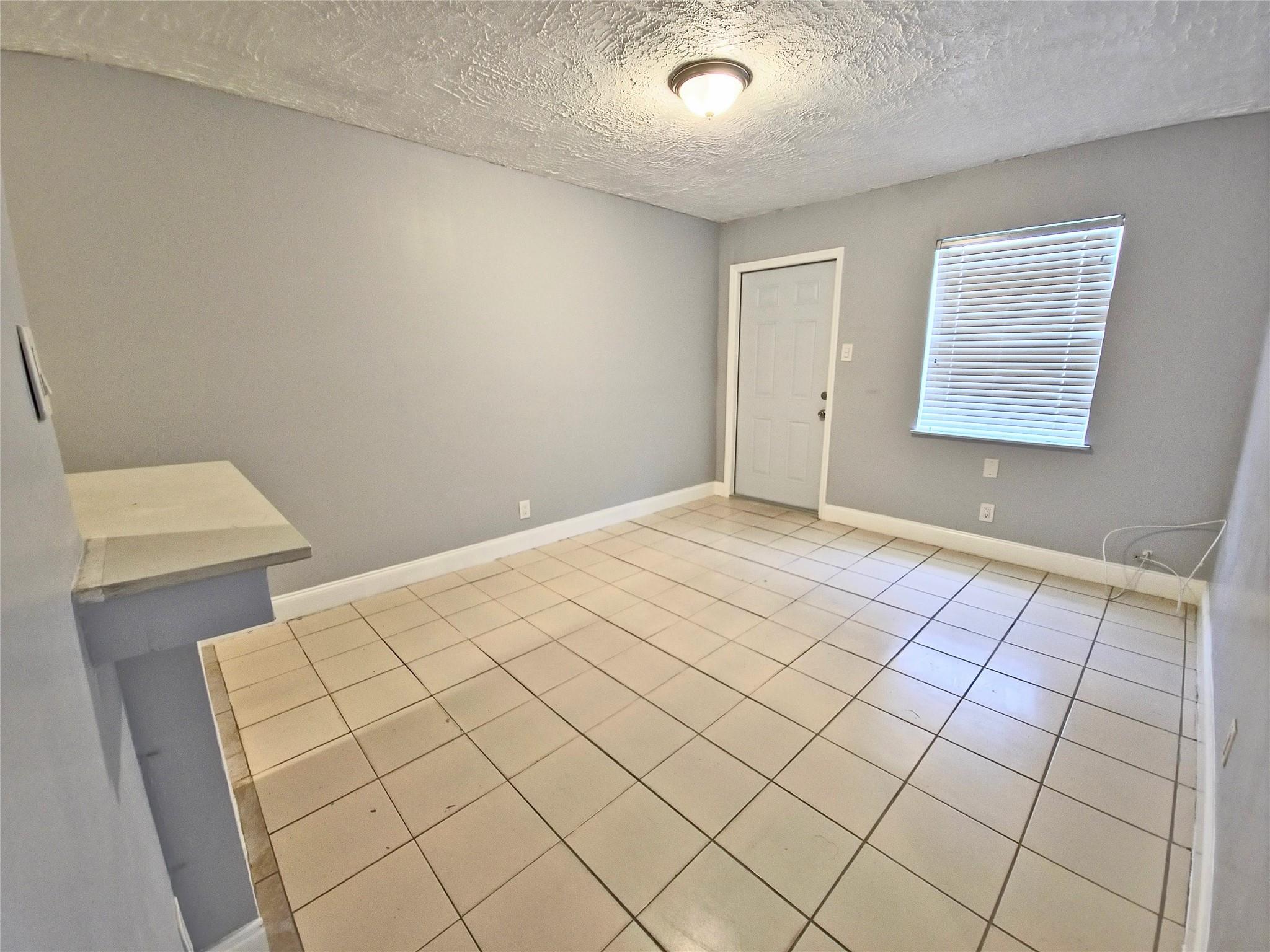 746 SW 4th St 2