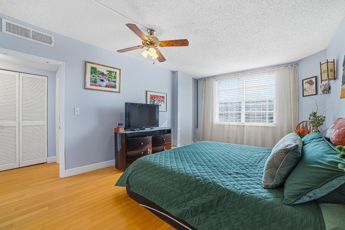 Hemispheres Condo - Residential