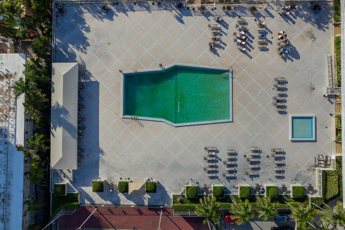 Hemispheres Condo - Residential