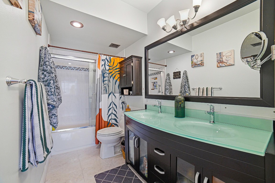 Hemispheres Condo - Residential