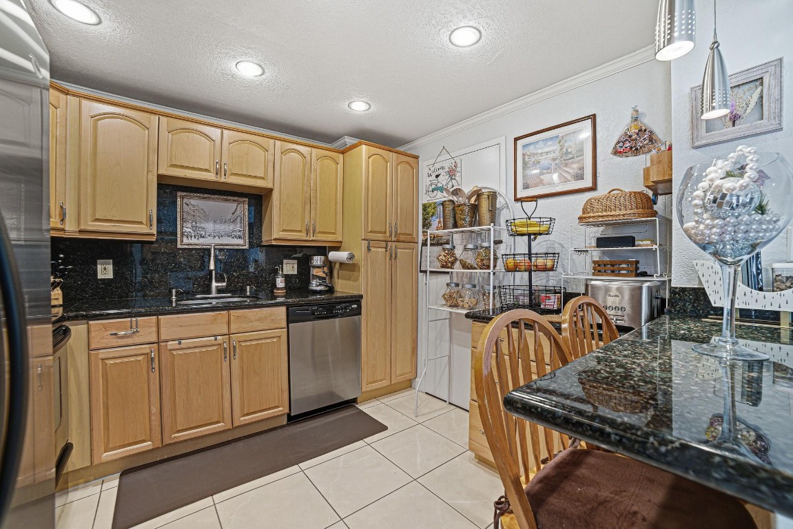 Hemispheres Condo - Residential