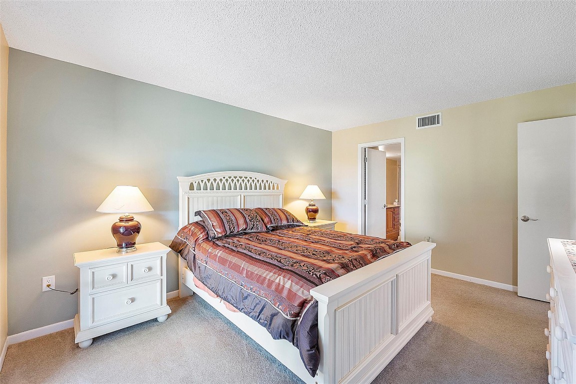 Inverwood Condo - Residential