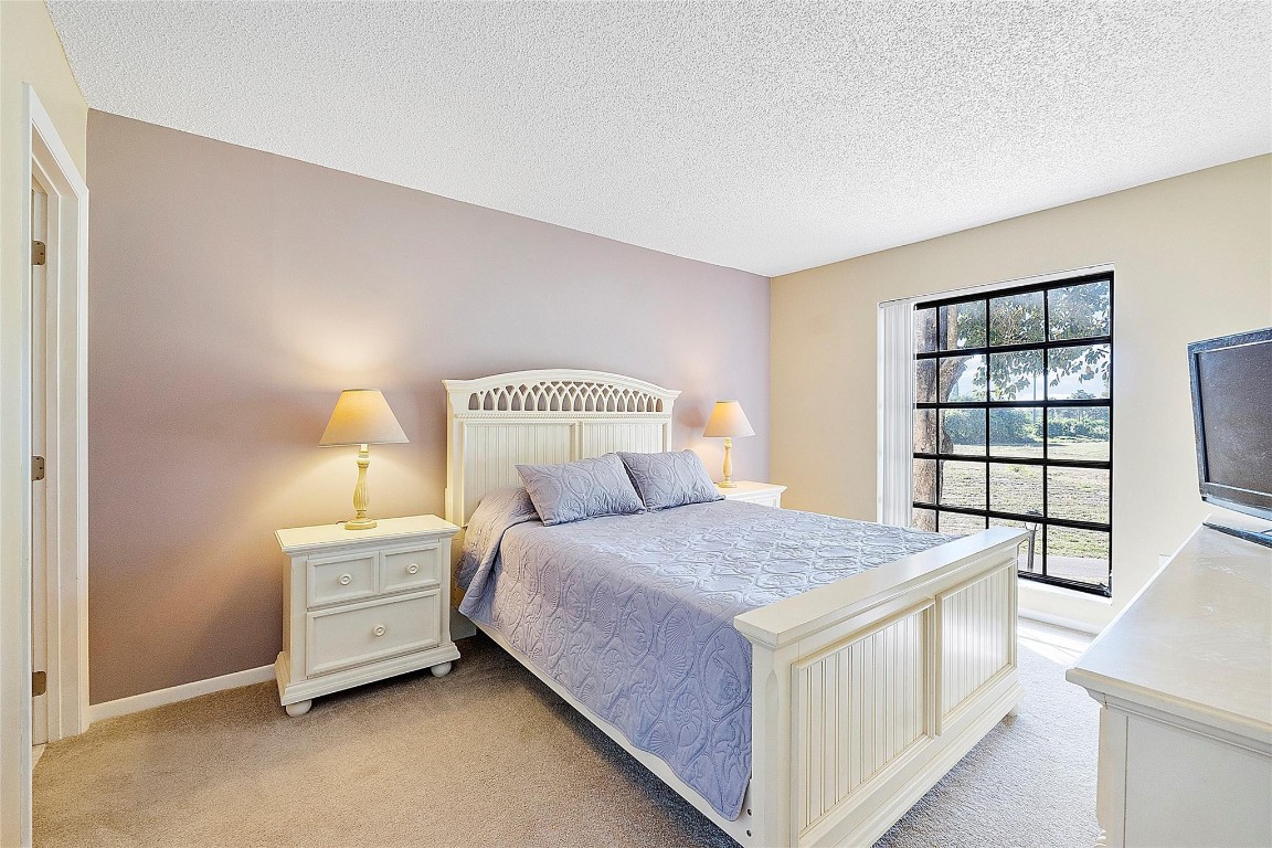 Inverwood Condo - Residential