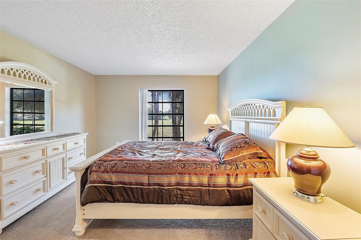 Inverwood Condo - Residential