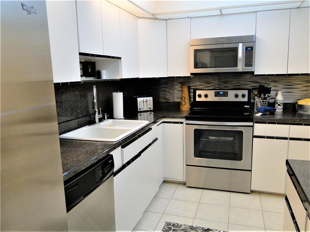 GALT TOWERS CONDO - Residential