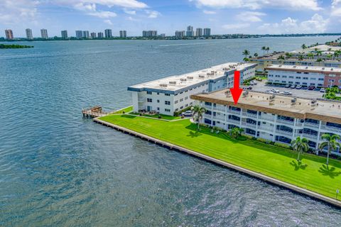 A home in North Palm Beach