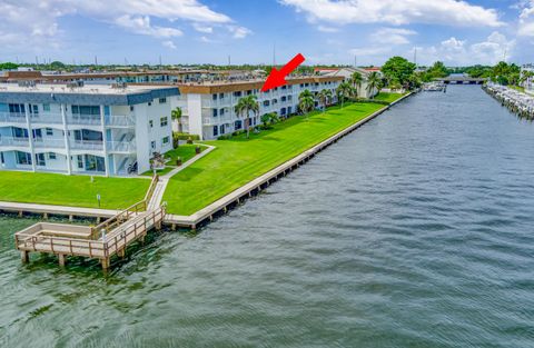 A home in North Palm Beach