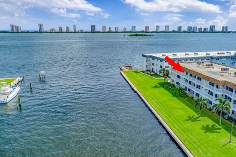 A home in North Palm Beach