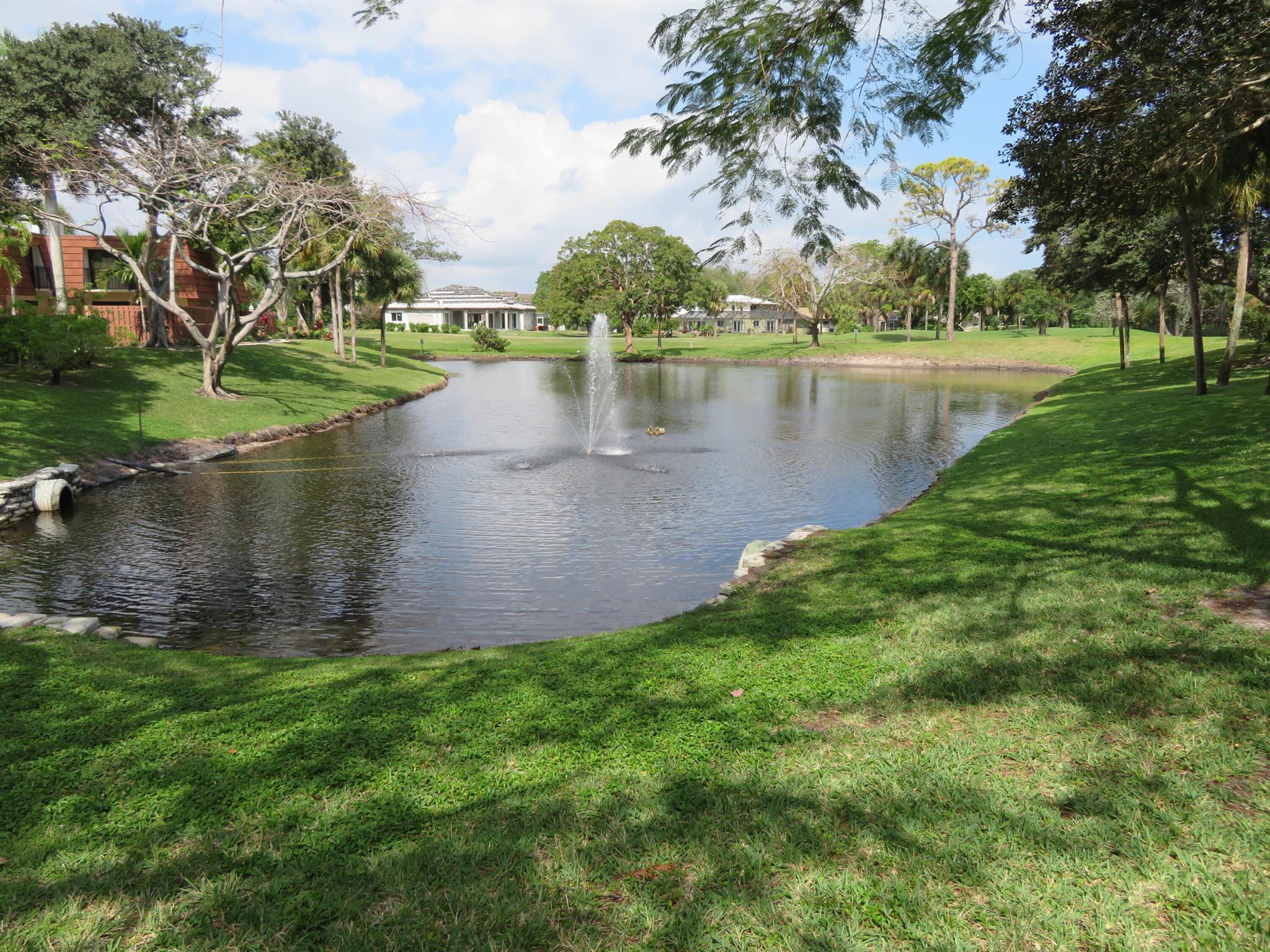 LAKESIDE - Residential