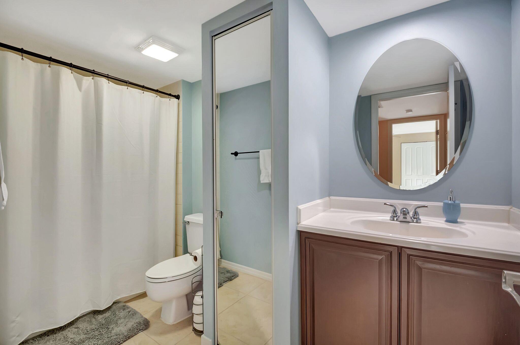 LAKESIDE - Residential