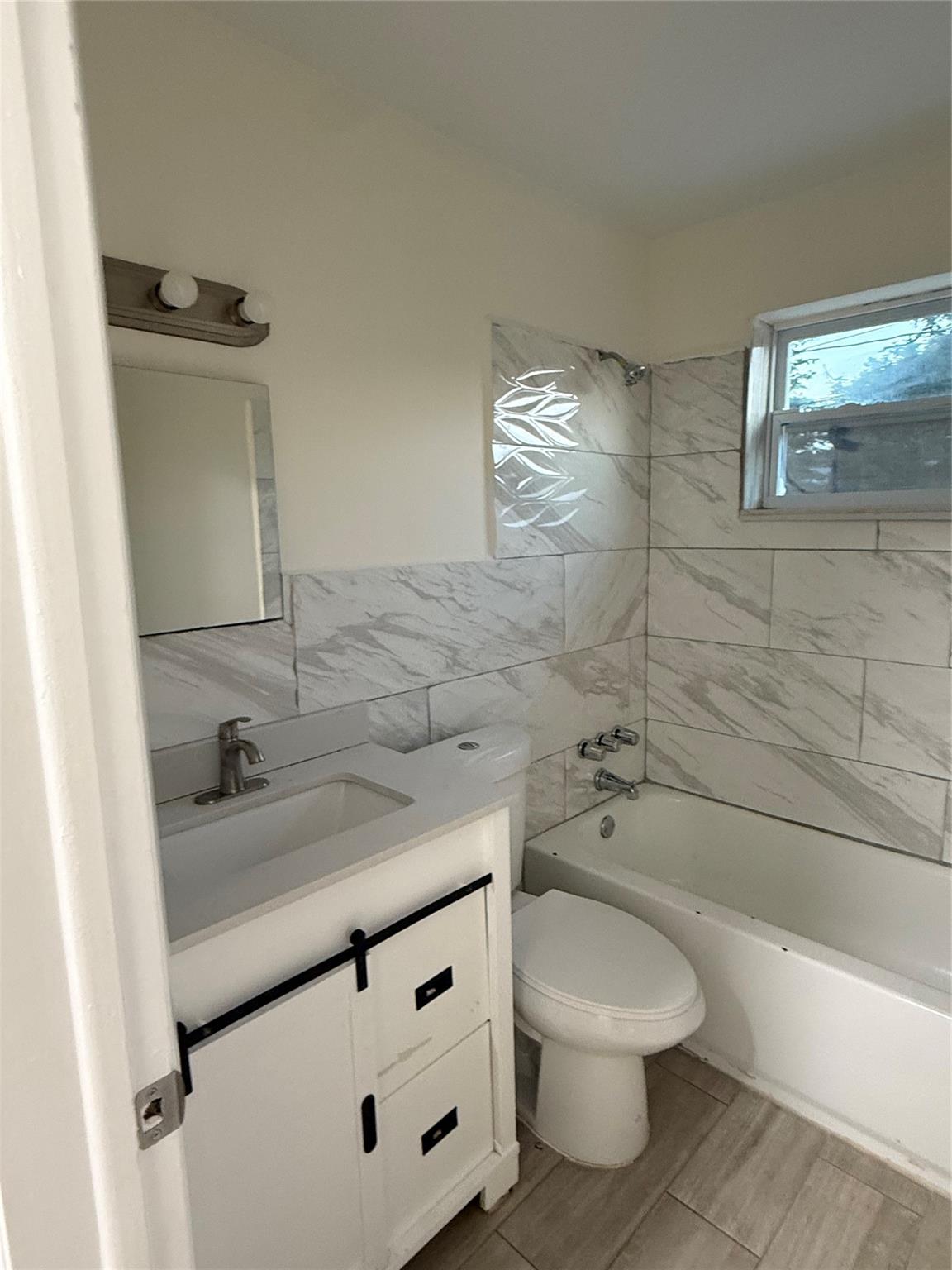 Summertime Isles 1st Add - Residential Lease