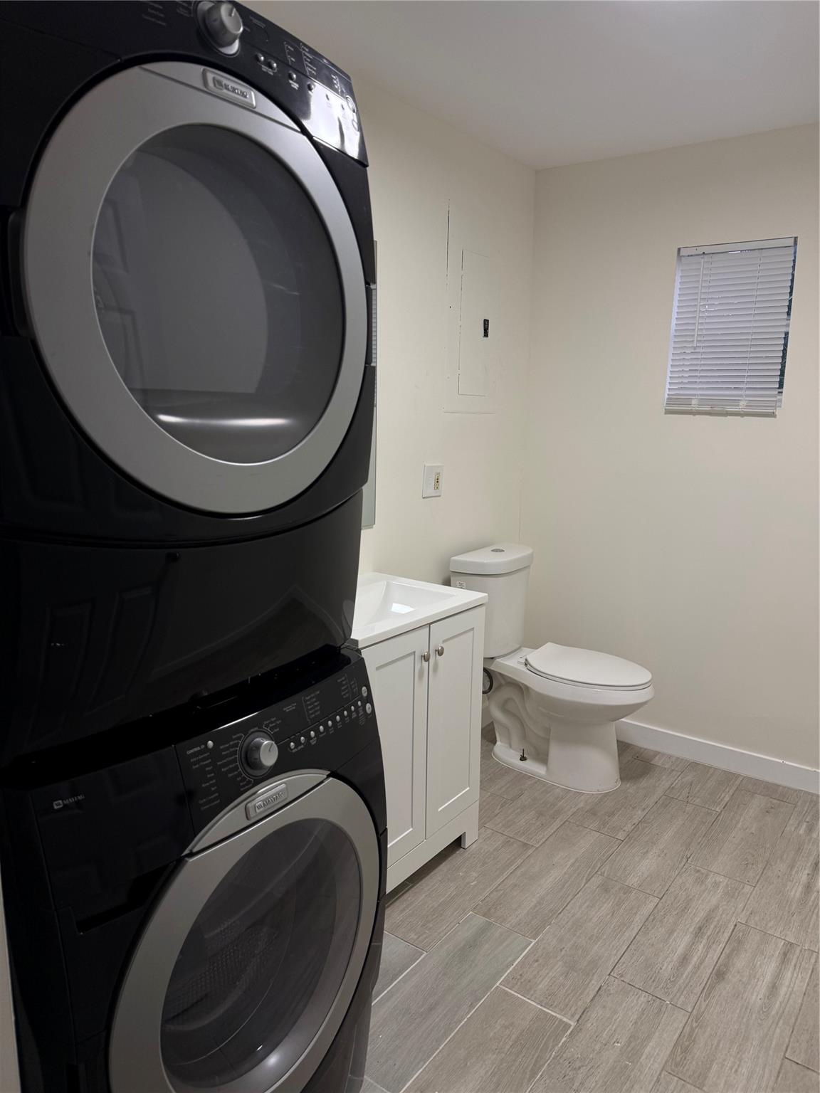 Summertime Isles 1st Add - Residential Lease