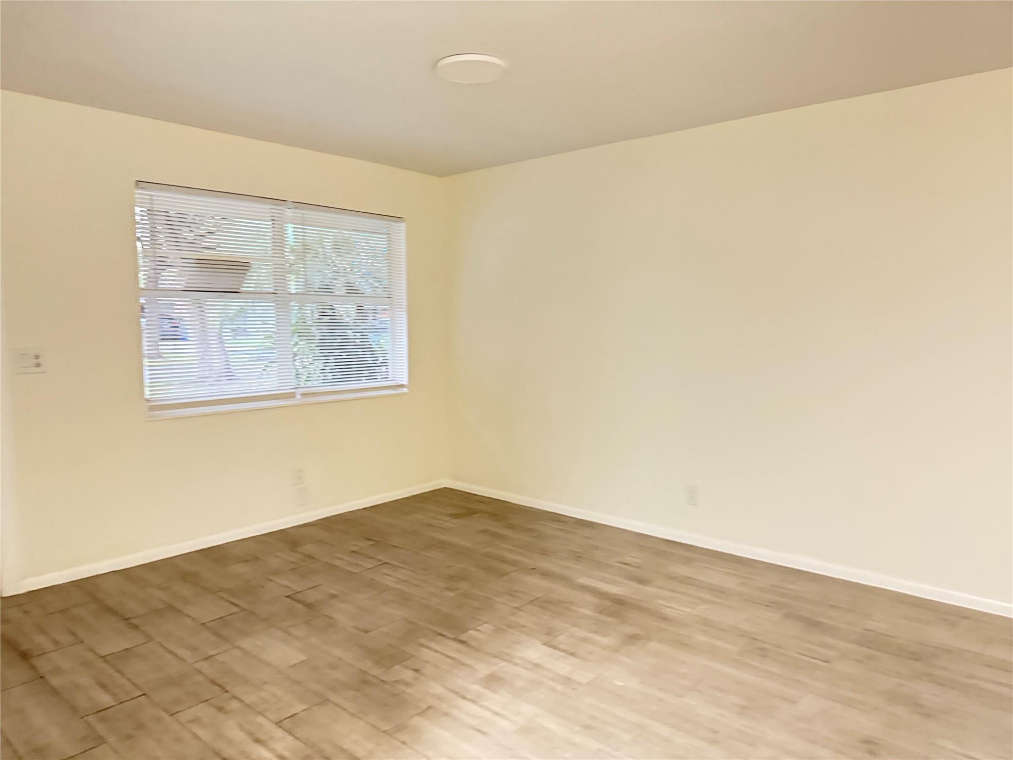 Summertime Isles 1st Add - Residential Lease