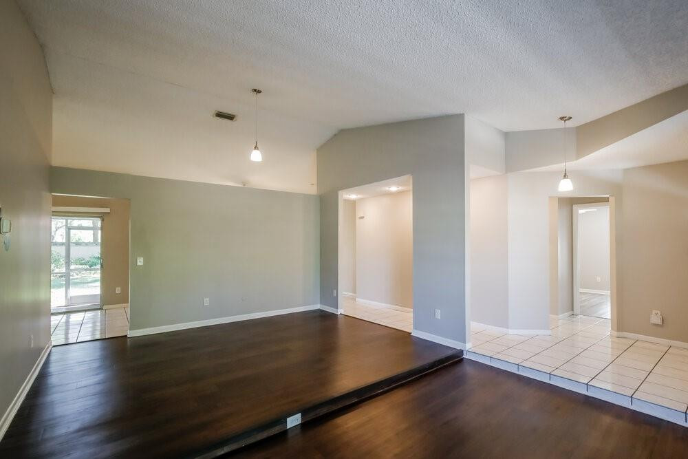 Royal Land Amd 132-20 B - Residential Lease