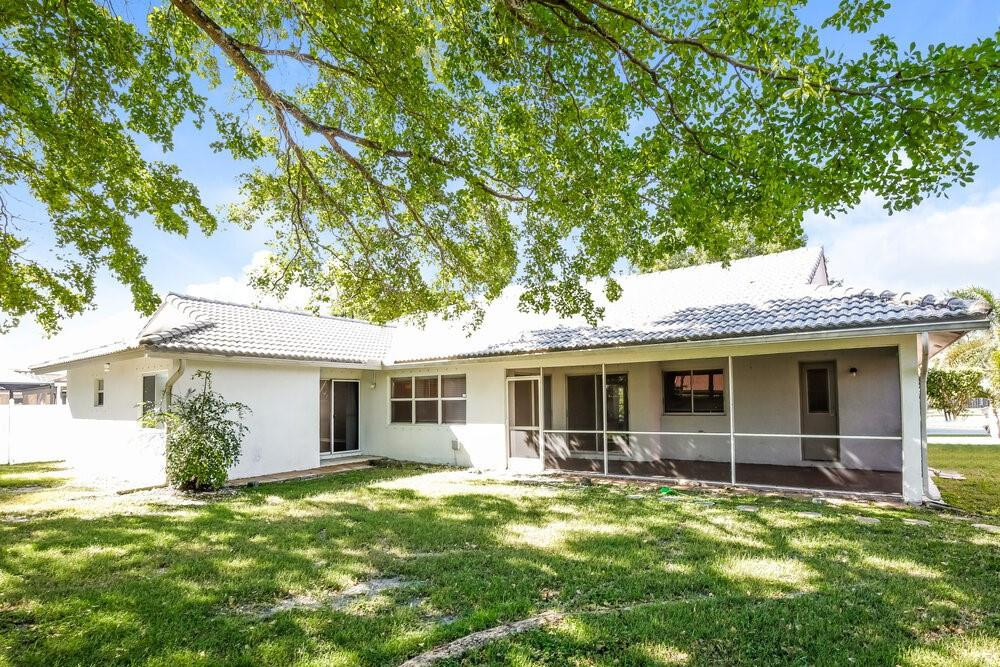 Royal Land Amd 132-20 B - Residential Lease