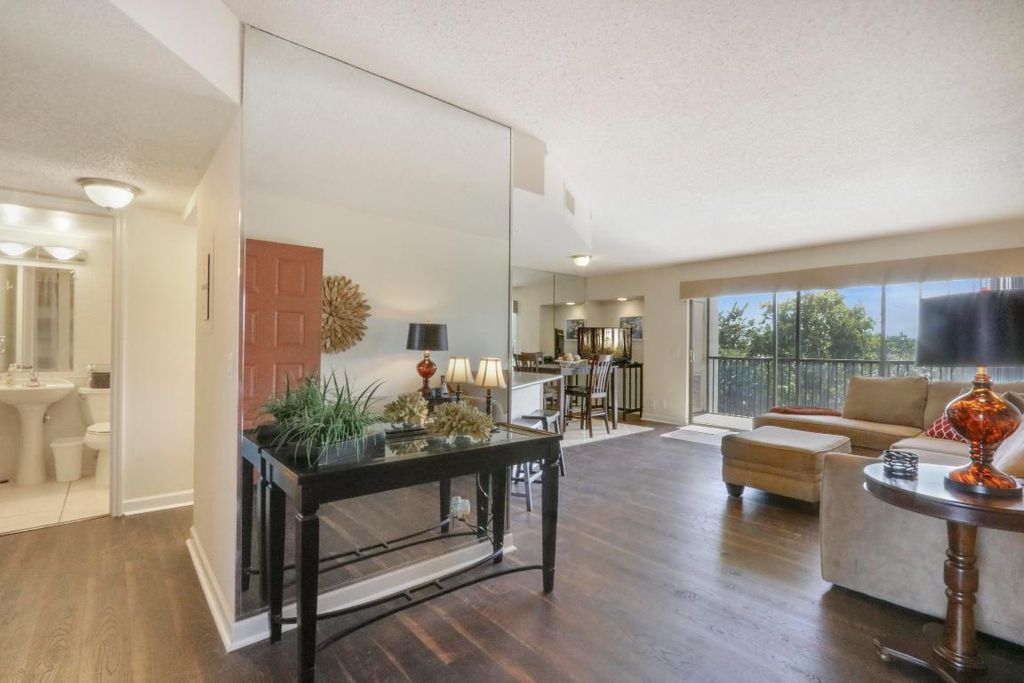 Photo of 1605 S Us Highway 1 #F303, Jupiter, FL 33477 (MLS # R10906092)