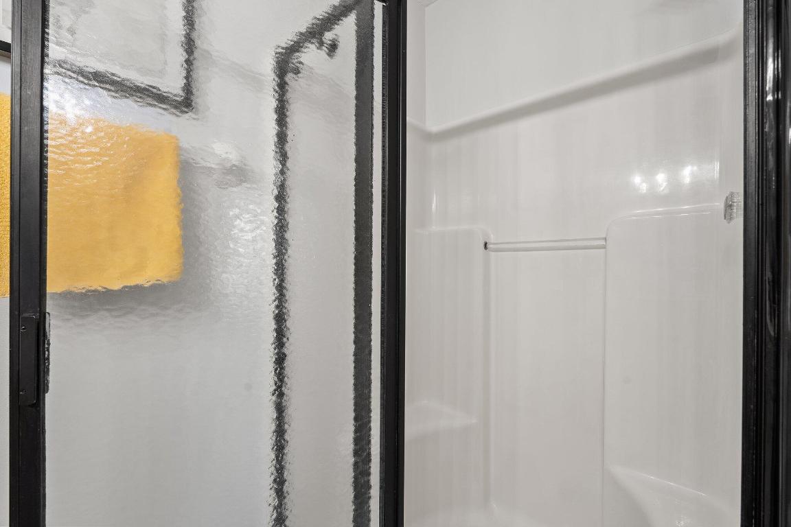 MEADOWS AT PORT ST. LUCIE BUILDINGS B&C - Residential Lease