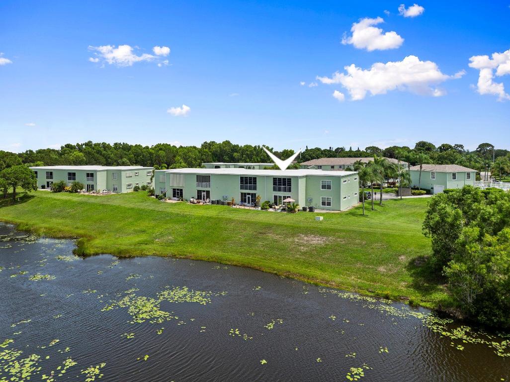 MEADOWS AT PORT ST. LUCIE BUILDINGS B&C - Residential Lease