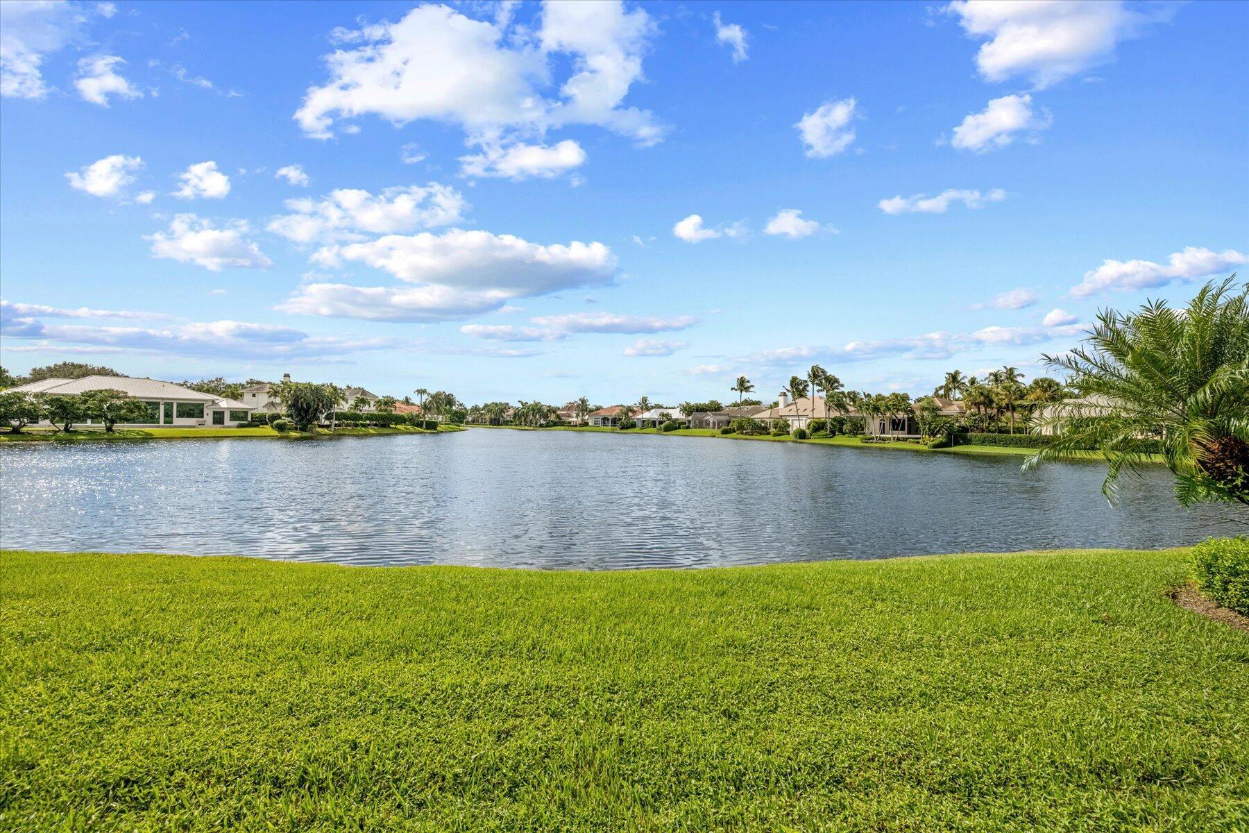 LOXAHATCHEE CLUB AT MAPLE - Residential