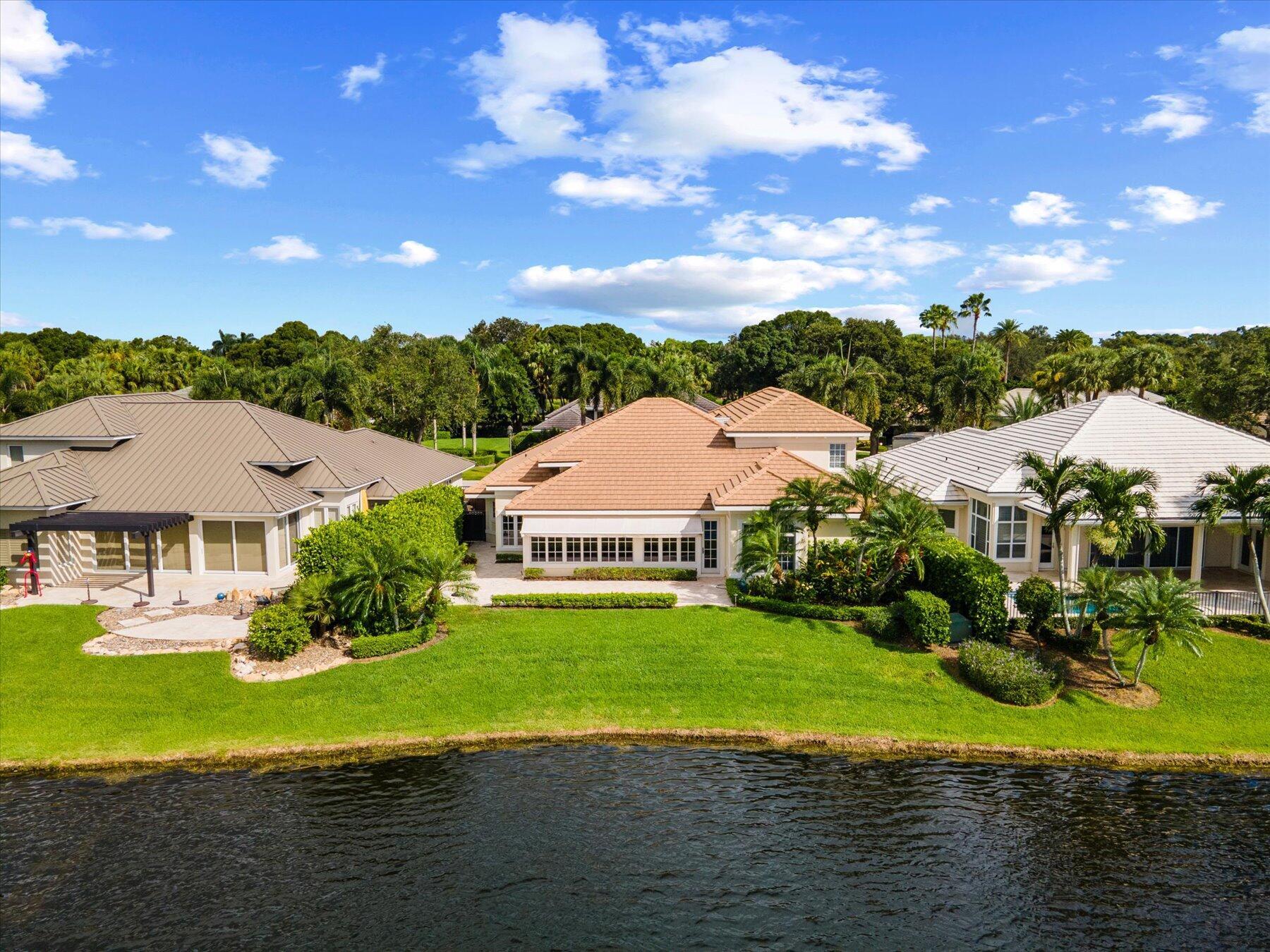LOXAHATCHEE CLUB AT MAPLE - Residential