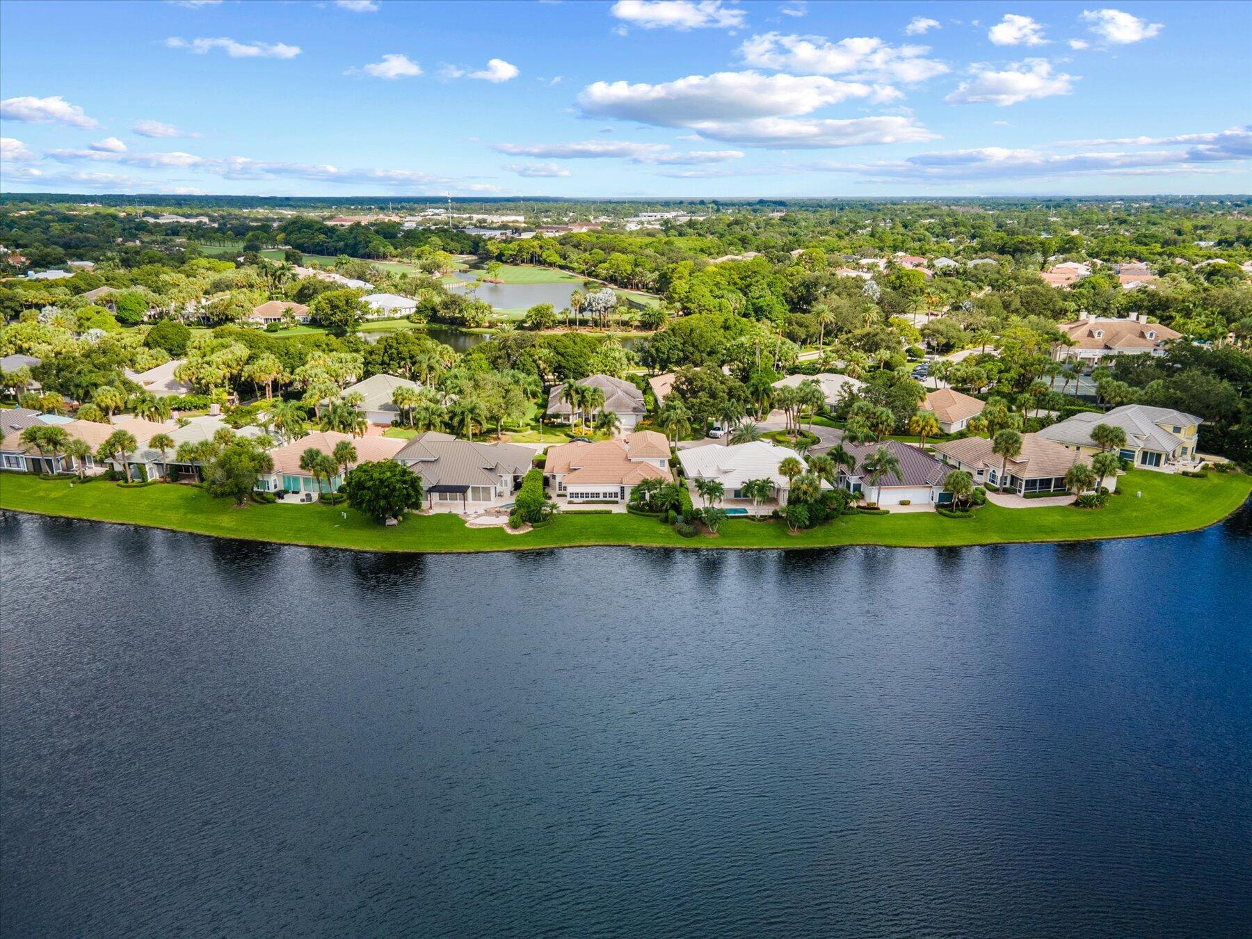 LOXAHATCHEE CLUB AT MAPLE - Residential