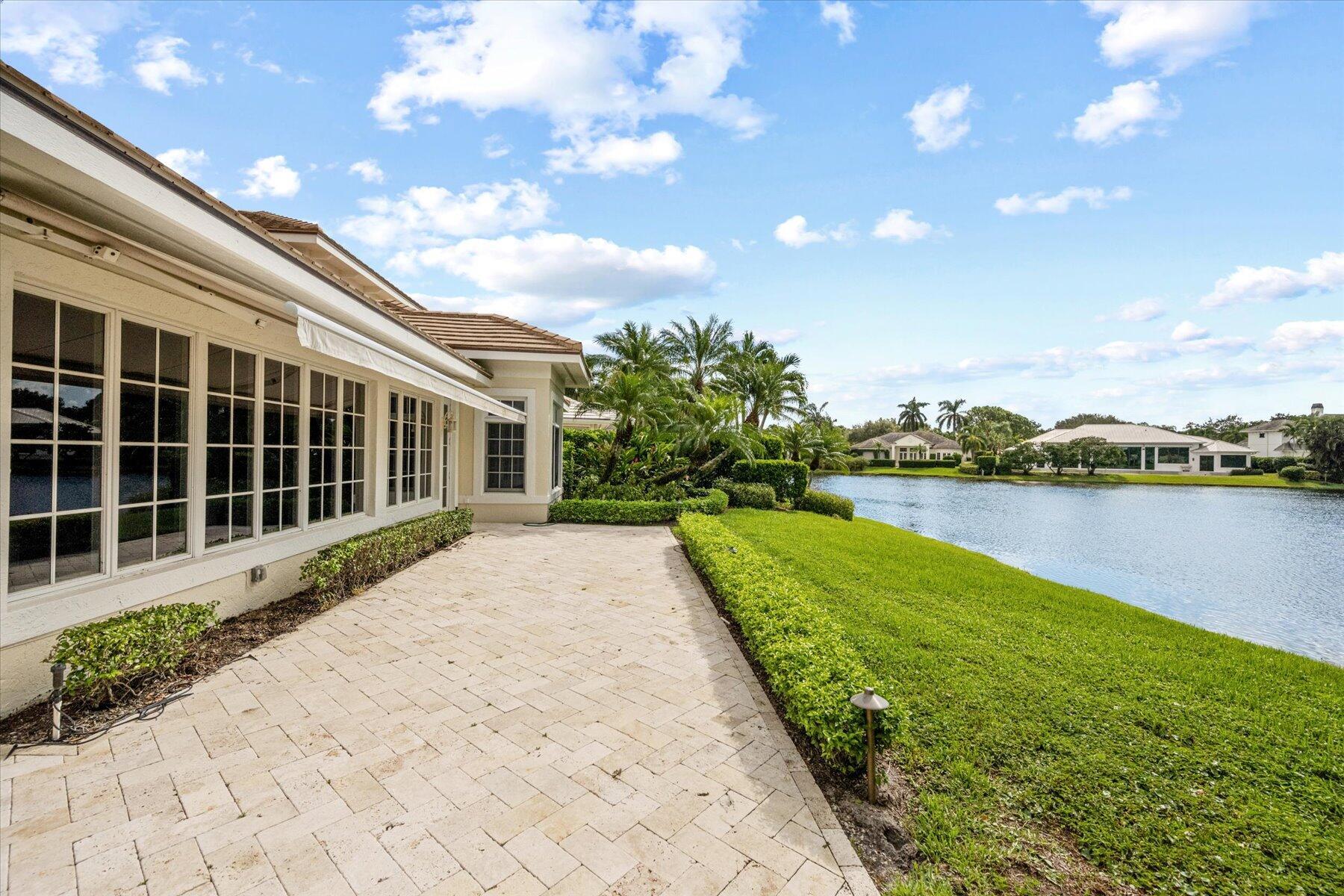 LOXAHATCHEE CLUB AT MAPLE - Residential