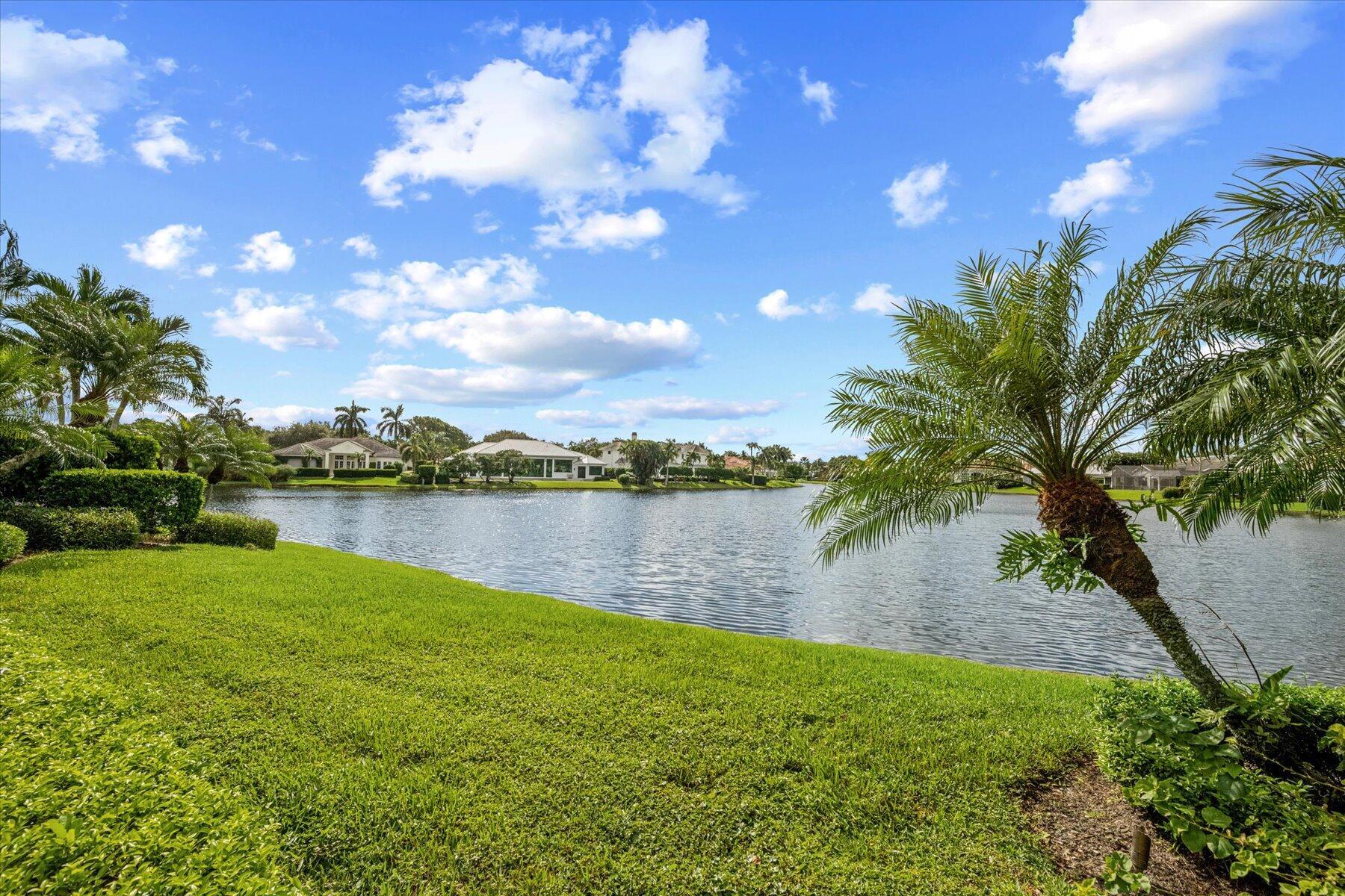 LOXAHATCHEE CLUB AT MAPLE - Residential