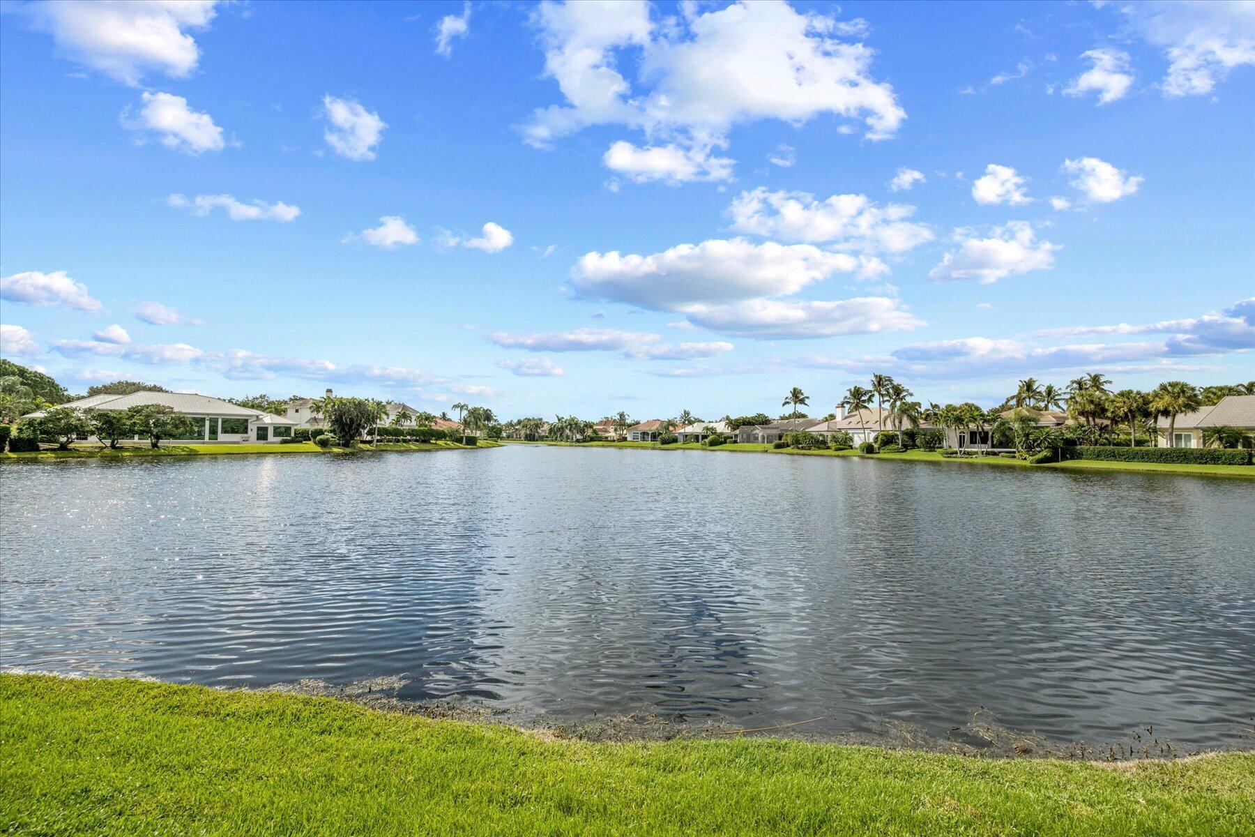 LOXAHATCHEE CLUB AT MAPLE - Residential