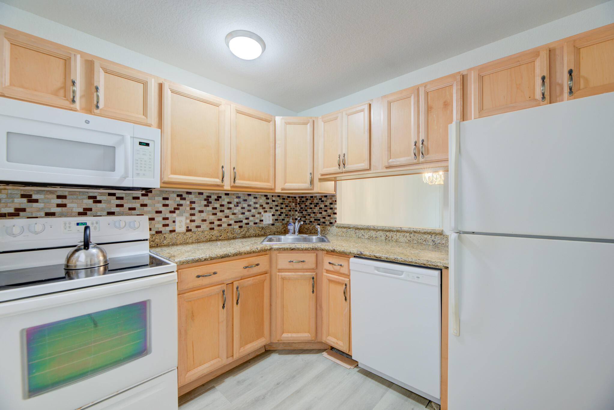 GREENWAY VILLAGE SOUTH CONDO 3 - Residential