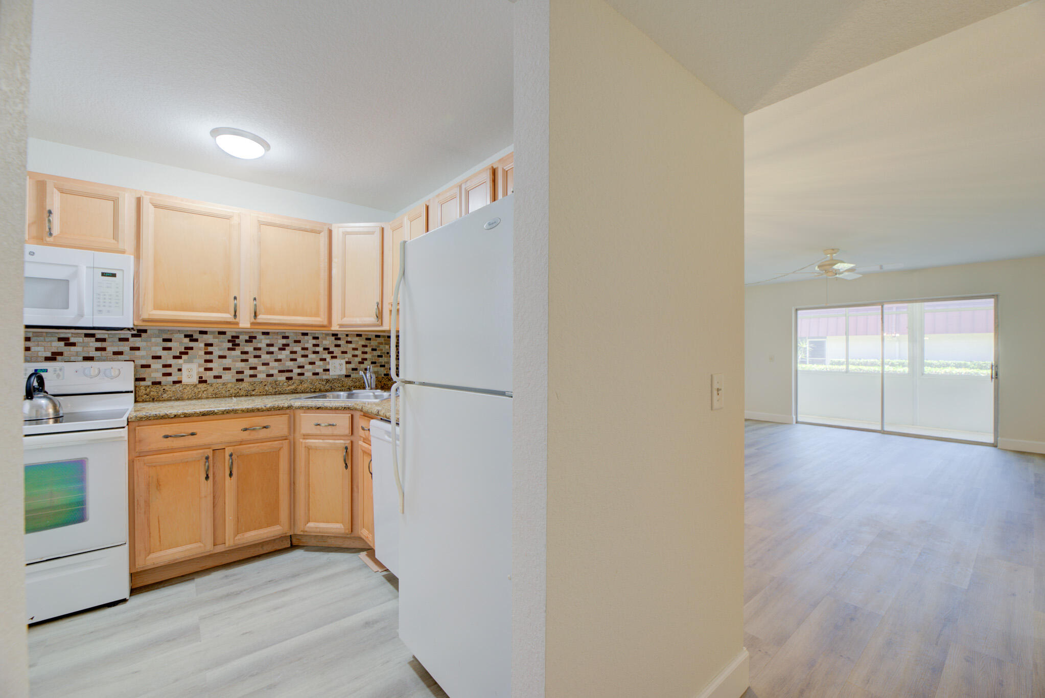 GREENWAY VILLAGE SOUTH CONDO 3 - Residential