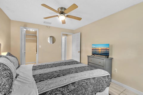 Tiny photo for 6872 NW 26TH Court, Sunrise, FL 33313 (MLS # B26084014)